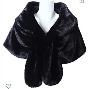 Caracilia faux fur cover up
